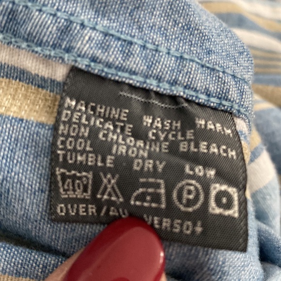 LIZWEAR Vintage Jean Shirt Size M - Picture 5 of 5